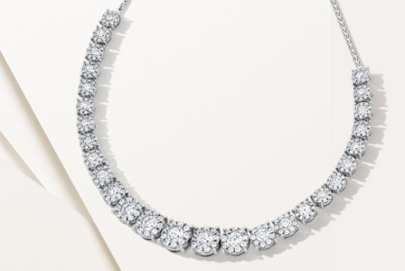 Diamond riveria necklace