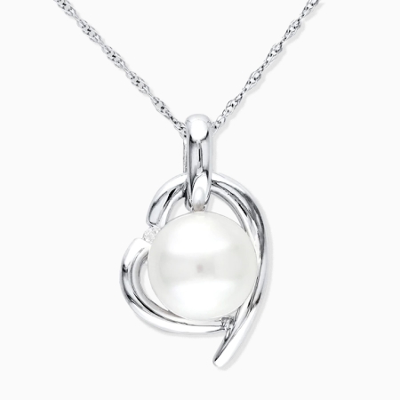 Affordable pearl necklace