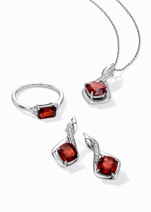 Image of various garnet jewelry
